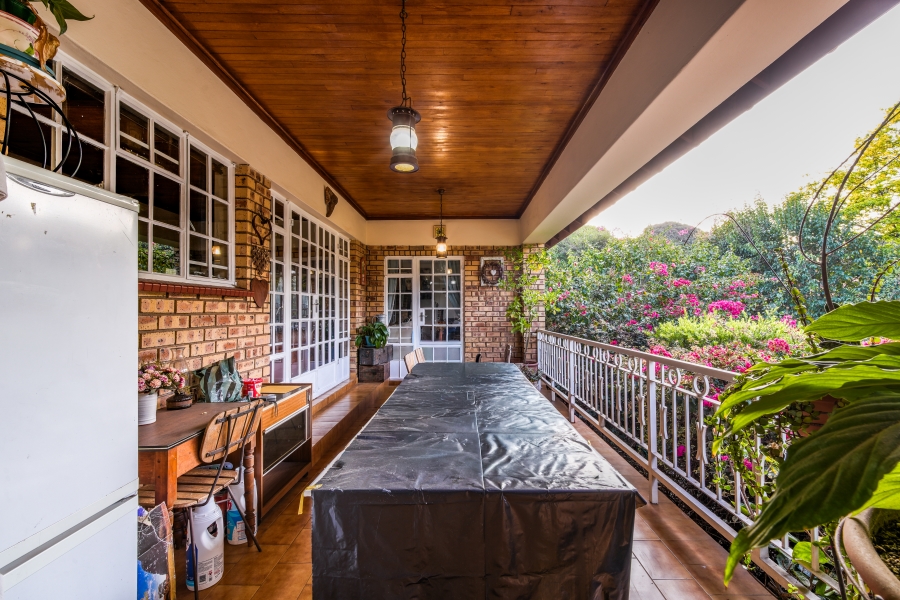5 Bedroom Property for Sale in Moreleta Park Gauteng