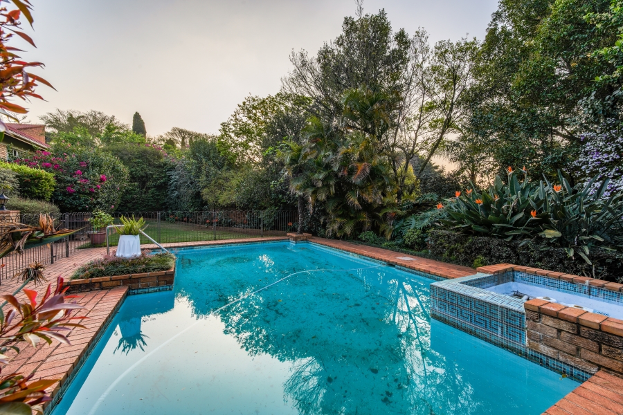 5 Bedroom Property for Sale in Moreleta Park Gauteng