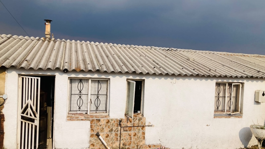 2 Bedroom Property for Sale in Meadowlands West Gauteng