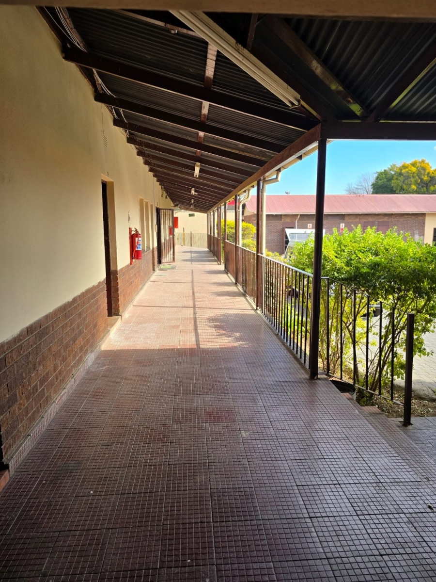 To Let Commercial Property for Rent in Villieria Gauteng