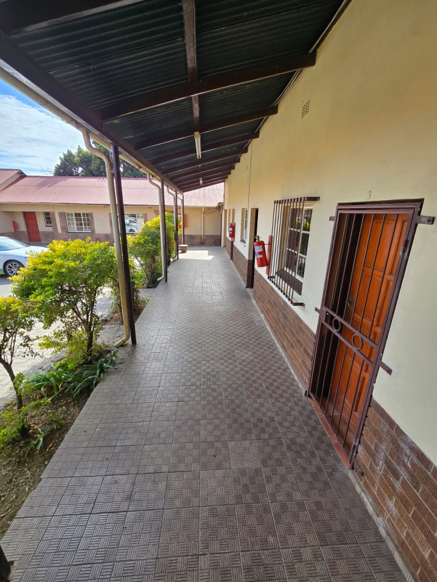 To Let Commercial Property for Rent in Villieria Gauteng