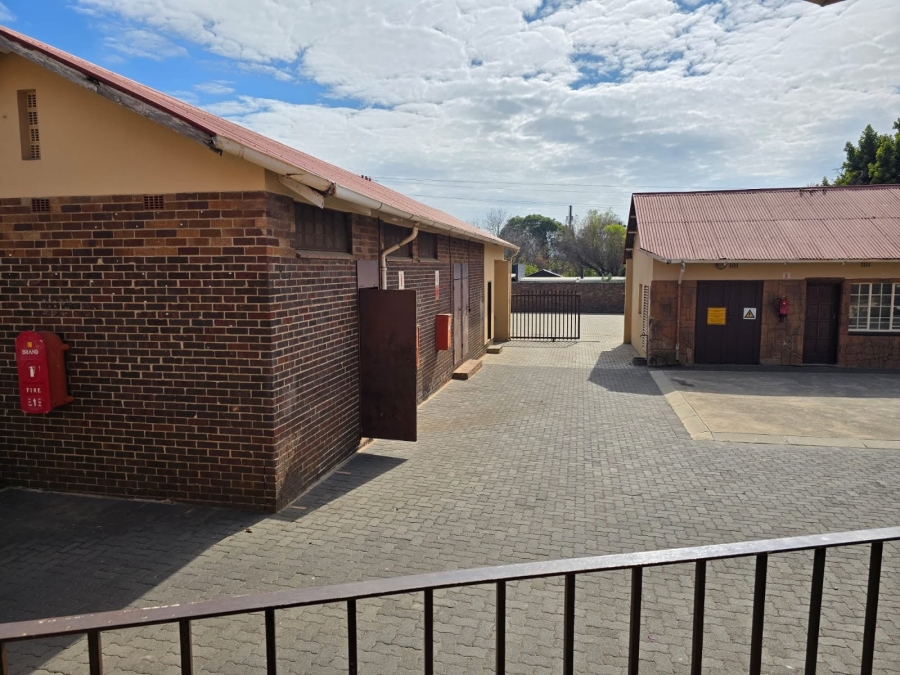 To Let Commercial Property for Rent in Villieria Gauteng