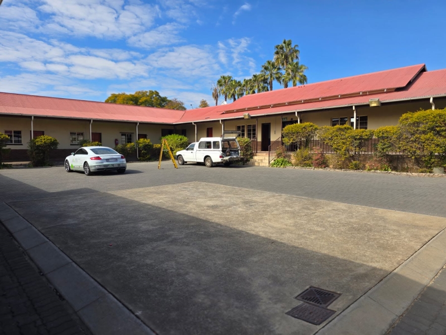 To Let Commercial Property for Rent in Villieria Gauteng