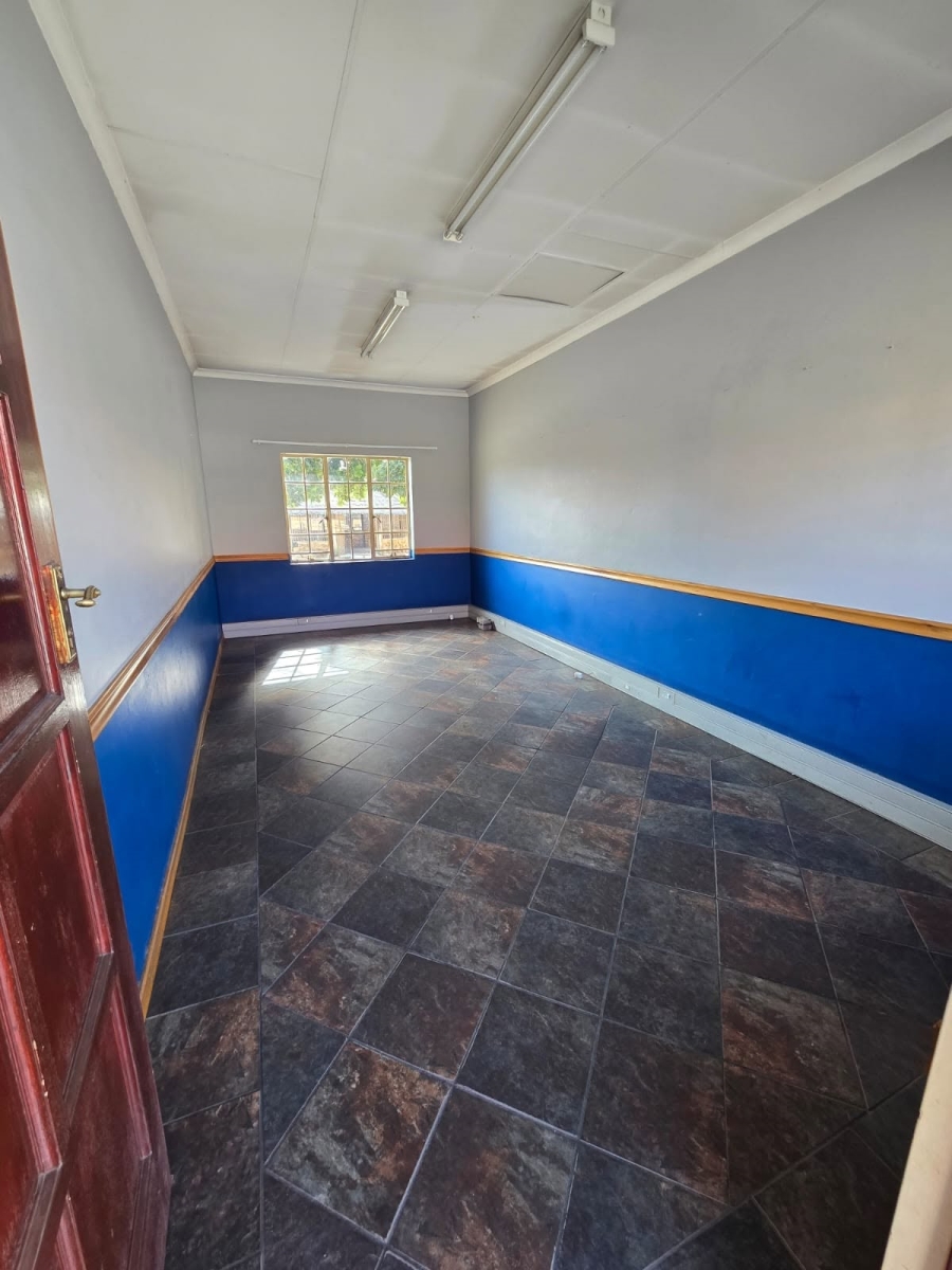 To Let Commercial Property for Rent in Villieria Gauteng