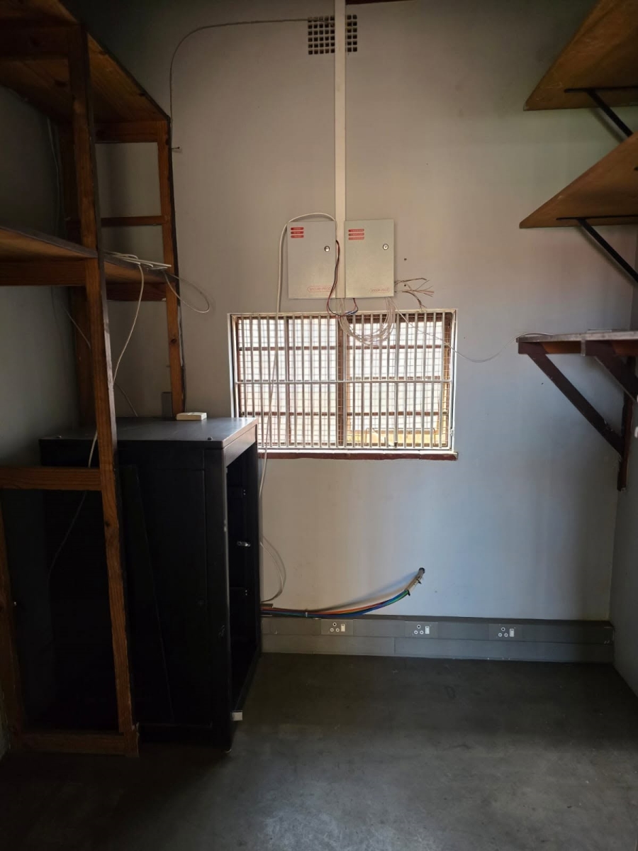 To Let Commercial Property for Rent in Villieria Gauteng