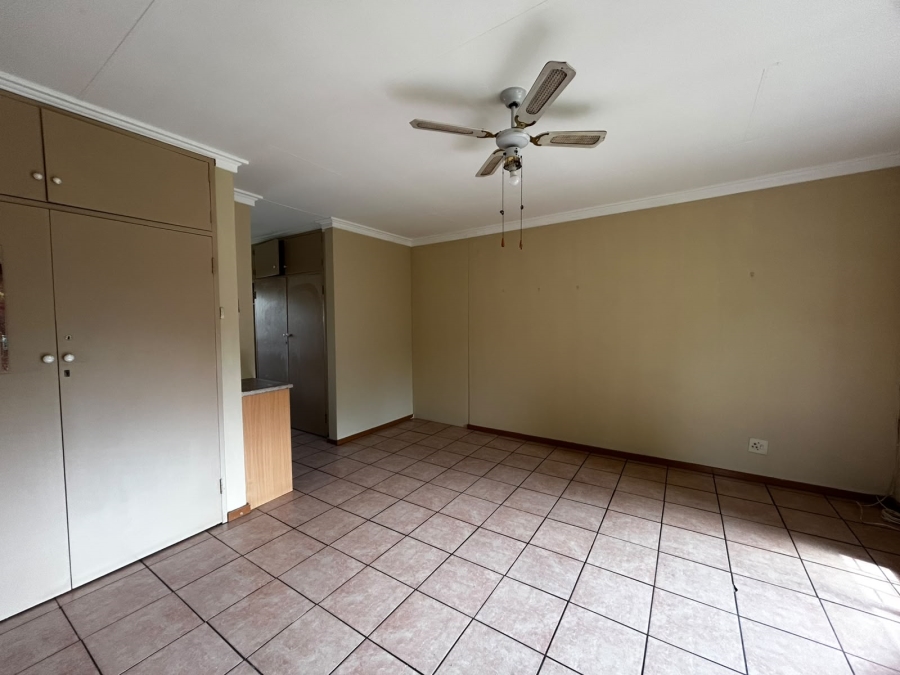 To Let 0 Bedroom Property for Rent in Waverley Gauteng