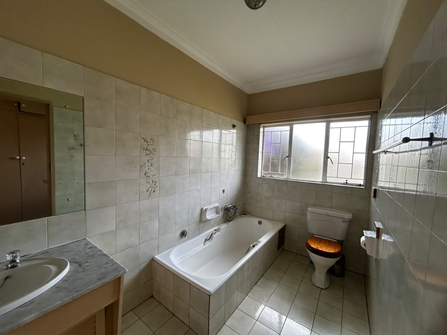 To Let 0 Bedroom Property for Rent in Waverley Gauteng