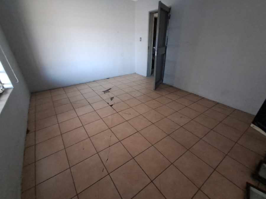 To Let Commercial Property for Rent in Noldick Gauteng
