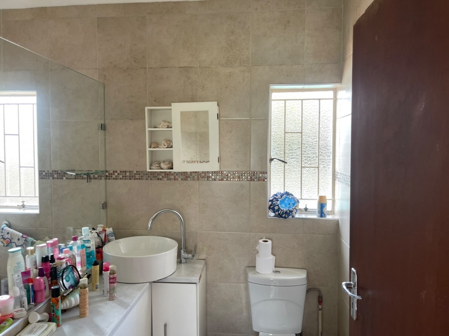 5 Bedroom Property for Sale in Vanderbijlpark SE 2 Gauteng