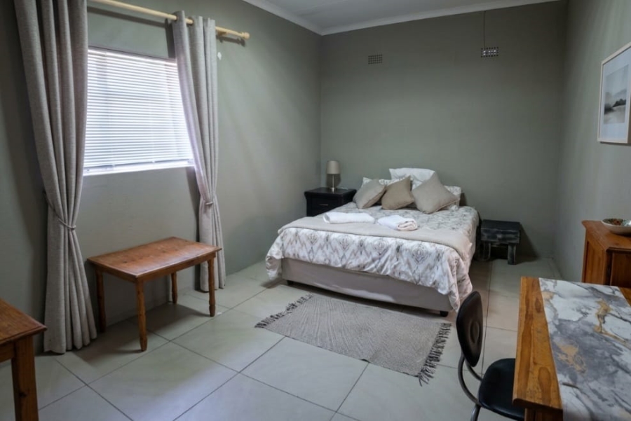 4 Bedroom Property for Sale in Vanderbijlpark SE 2 Gauteng