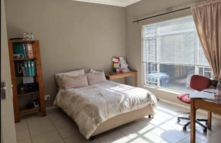 4 Bedroom Property for Sale in Vanderbijlpark SE 2 Gauteng