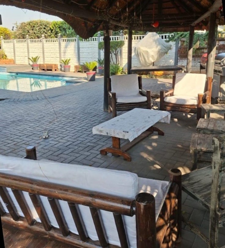 4 Bedroom Property for Sale in Vanderbijlpark SE 2 Gauteng