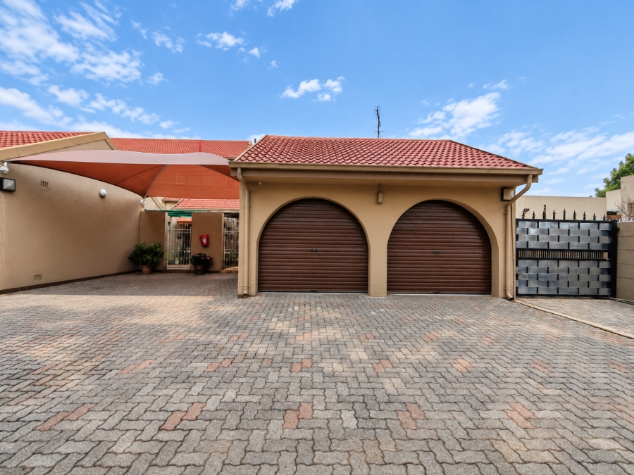 3 Bedroom Property for Sale in Three Rivers Gauteng