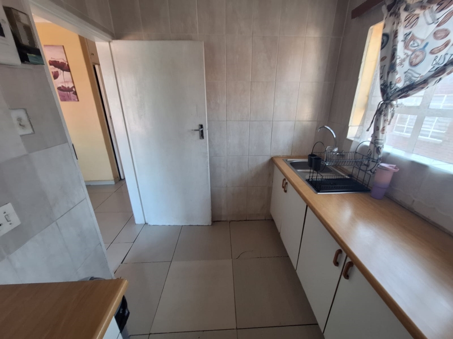 2 Bedroom Property for Sale in Peacehaven Gauteng
