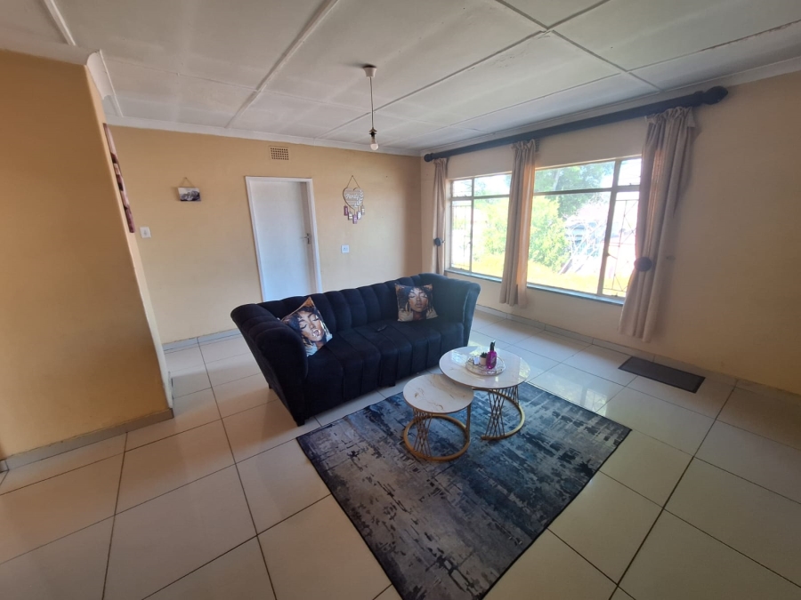 2 Bedroom Property for Sale in Peacehaven Gauteng