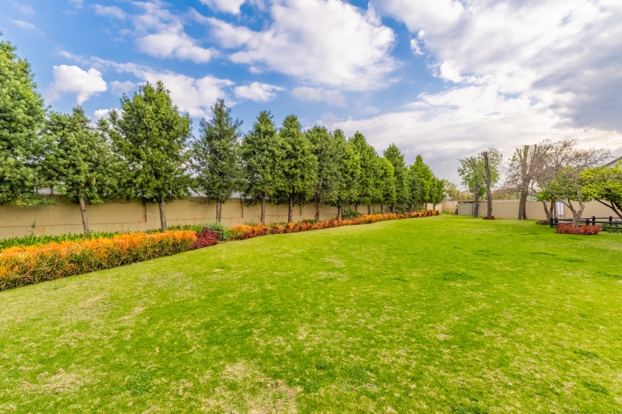 2 Bedroom Property for Sale in Magaliessig Gauteng