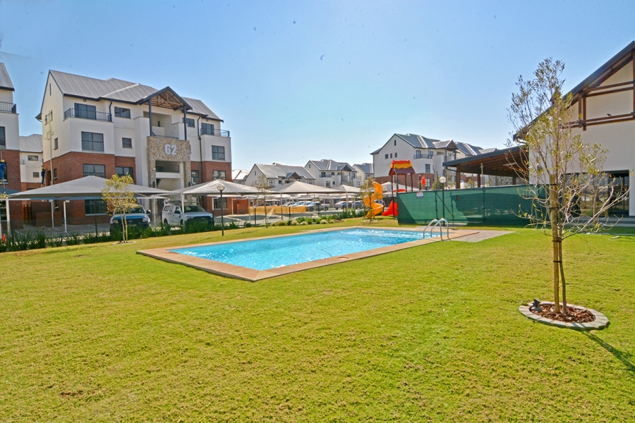 To Let 2 Bedroom Property for Rent in Greenstone Hill Gauteng