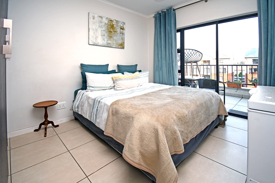 To Let 2 Bedroom Property for Rent in Greenstone Hill Gauteng