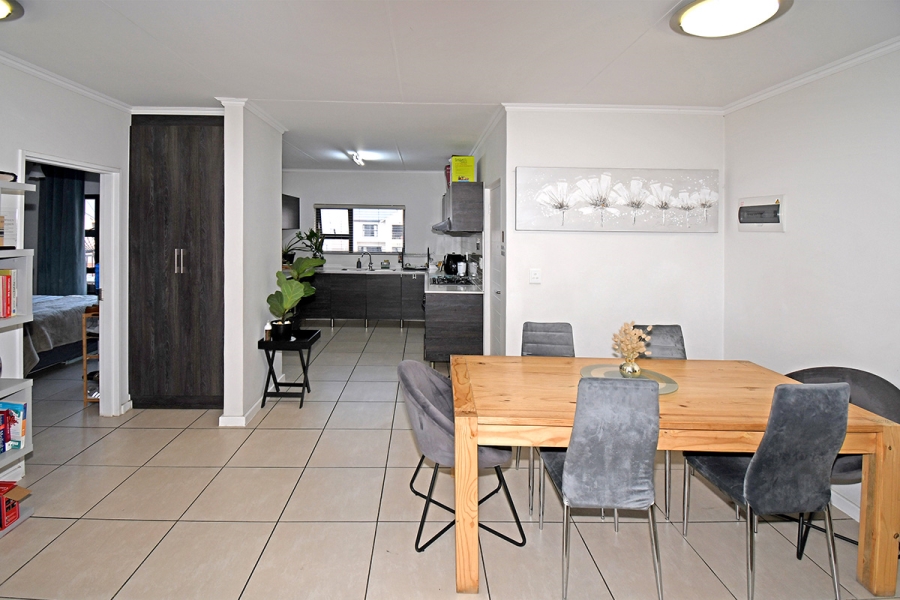 To Let 2 Bedroom Property for Rent in Greenstone Hill Gauteng