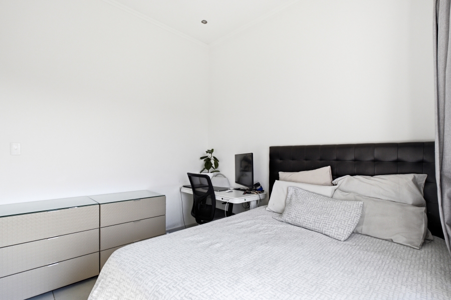 2 Bedroom Property for Sale in Broadacres Gauteng