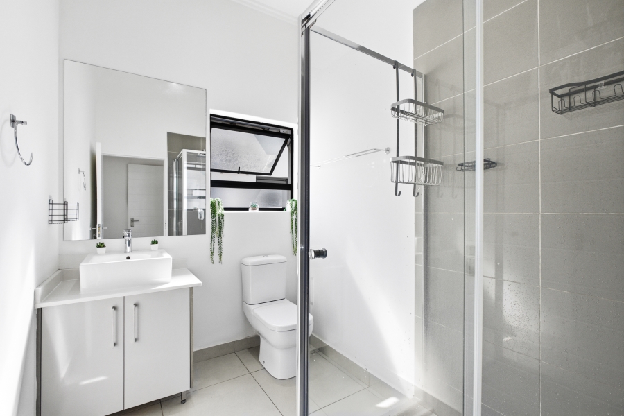 2 Bedroom Property for Sale in Broadacres Gauteng
