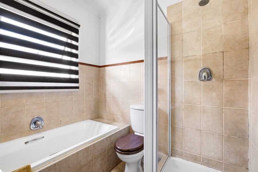 2 Bedroom Property for Sale in Paulshof Gauteng