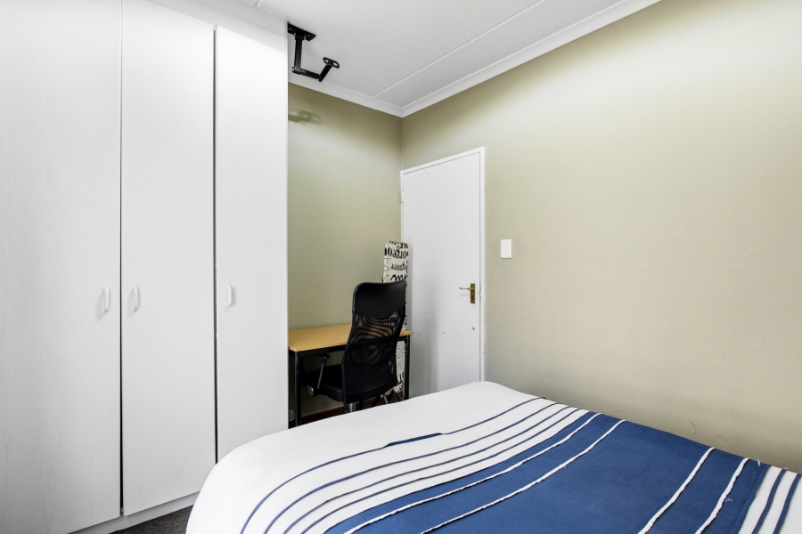 2 Bedroom Property for Sale in Paulshof Gauteng