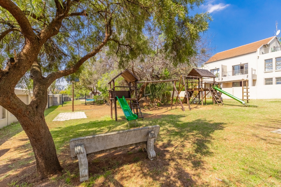 2 Bedroom Property for Sale in Paulshof Gauteng
