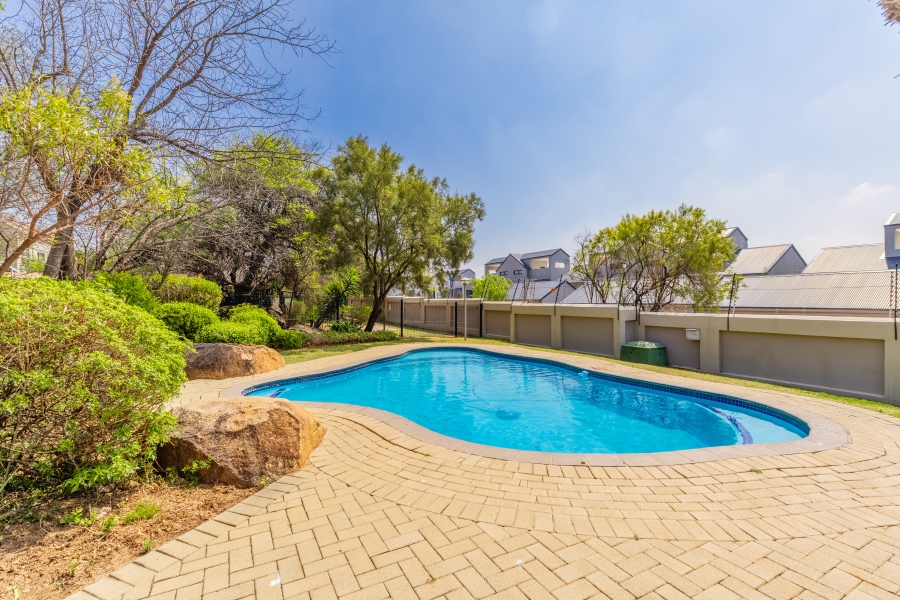 2 Bedroom Property for Sale in Paulshof Gauteng