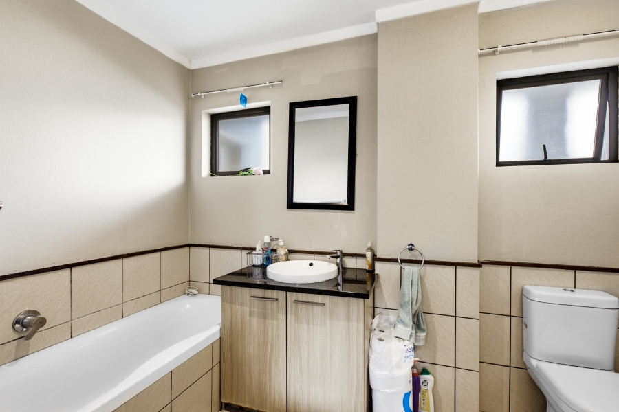 0 Bedroom Property for Sale in Broadacres Gauteng
