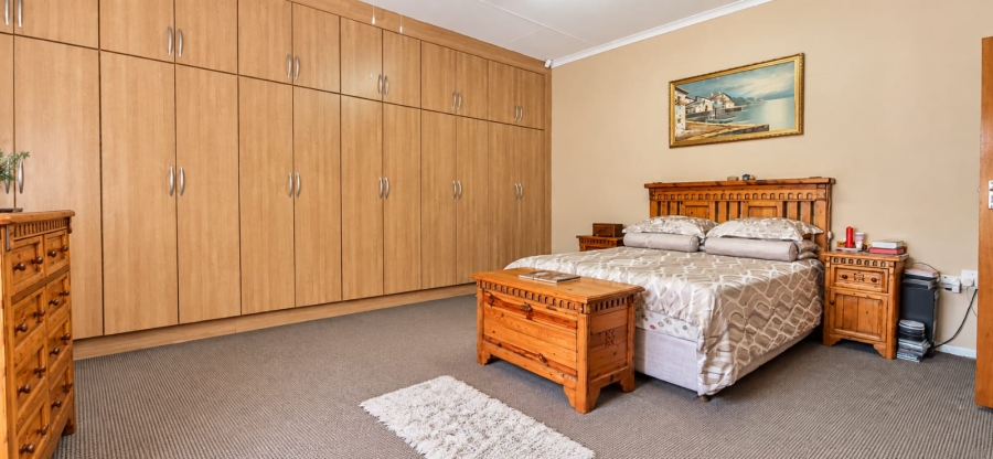 4 Bedroom Property for Sale in Dalview Gauteng