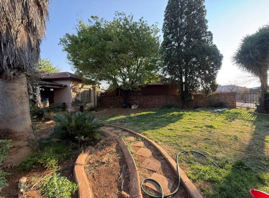 3 Bedroom Property for Sale in Brakpan Central Gauteng