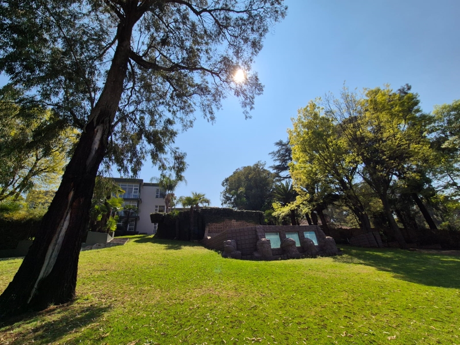 7 Bedroom Property for Sale in Mantevrede Gauteng