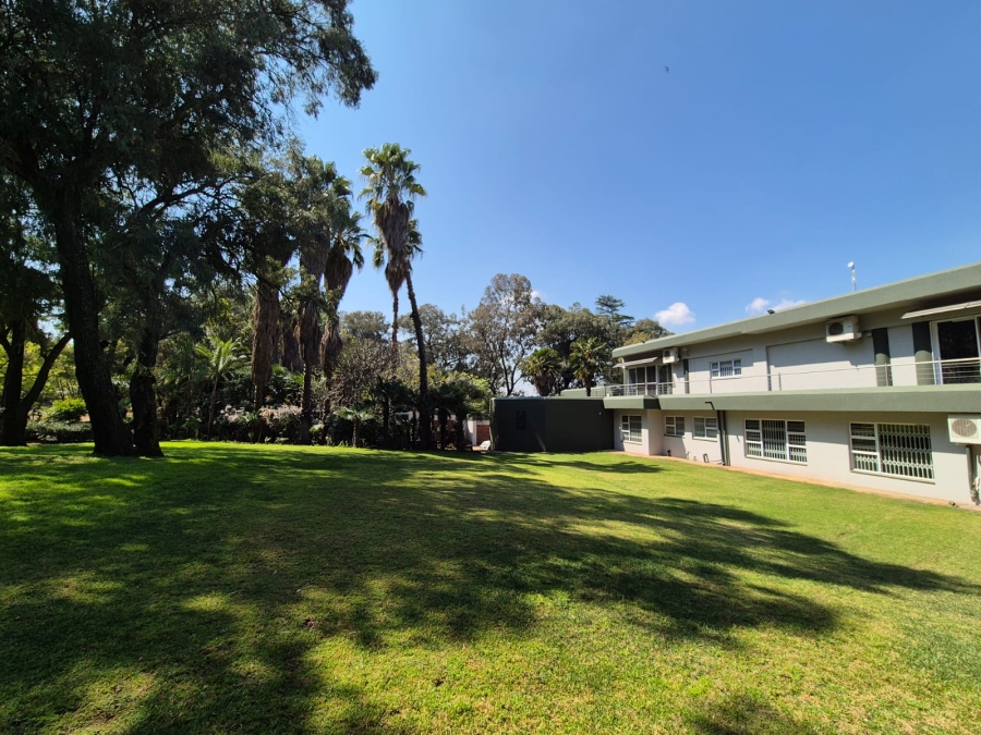 7 Bedroom Property for Sale in Mantevrede Gauteng