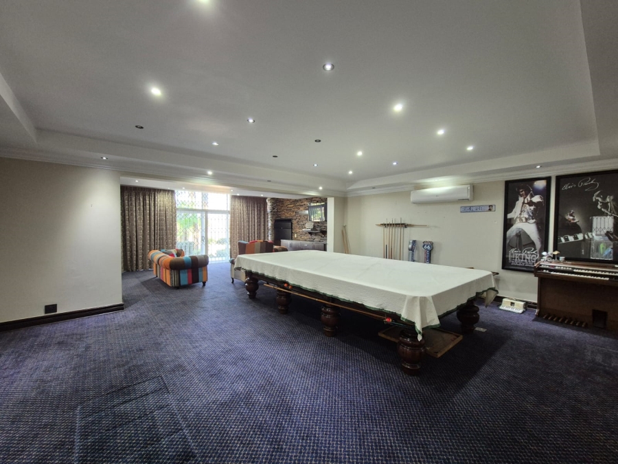 7 Bedroom Property for Sale in Mantevrede Gauteng