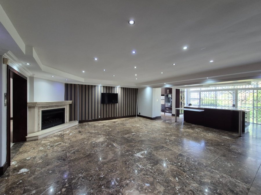7 Bedroom Property for Sale in Mantevrede Gauteng
