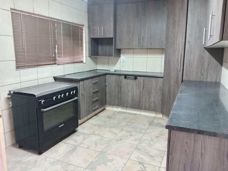 To Let 3 Bedroom Property for Rent in Vanderbijlpark SE 1 Gauteng