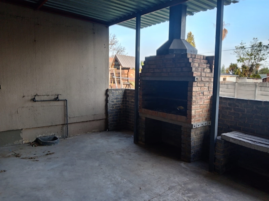 To Let 3 Bedroom Property for Rent in Vanderbijlpark SE 1 Gauteng