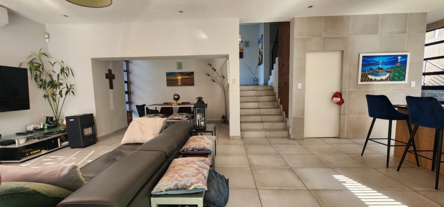 3 Bedroom Property for Sale in North Riding Gauteng