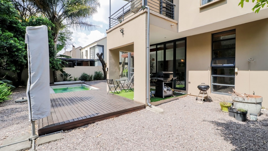 3 Bedroom Property for Sale in North Riding Gauteng