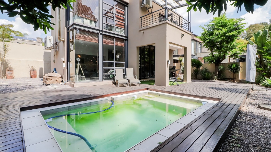 3 Bedroom Property for Sale in North Riding Gauteng