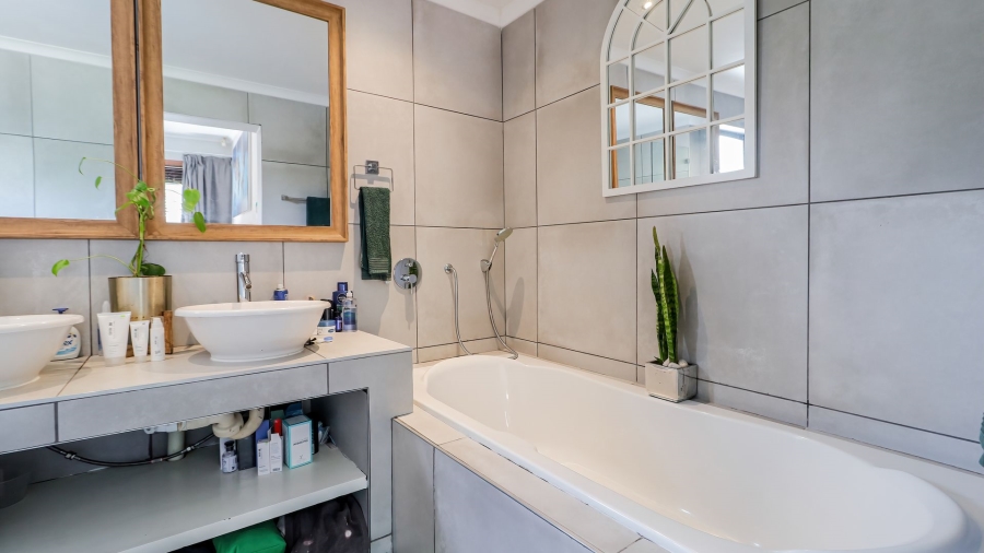 3 Bedroom Property for Sale in North Riding Gauteng