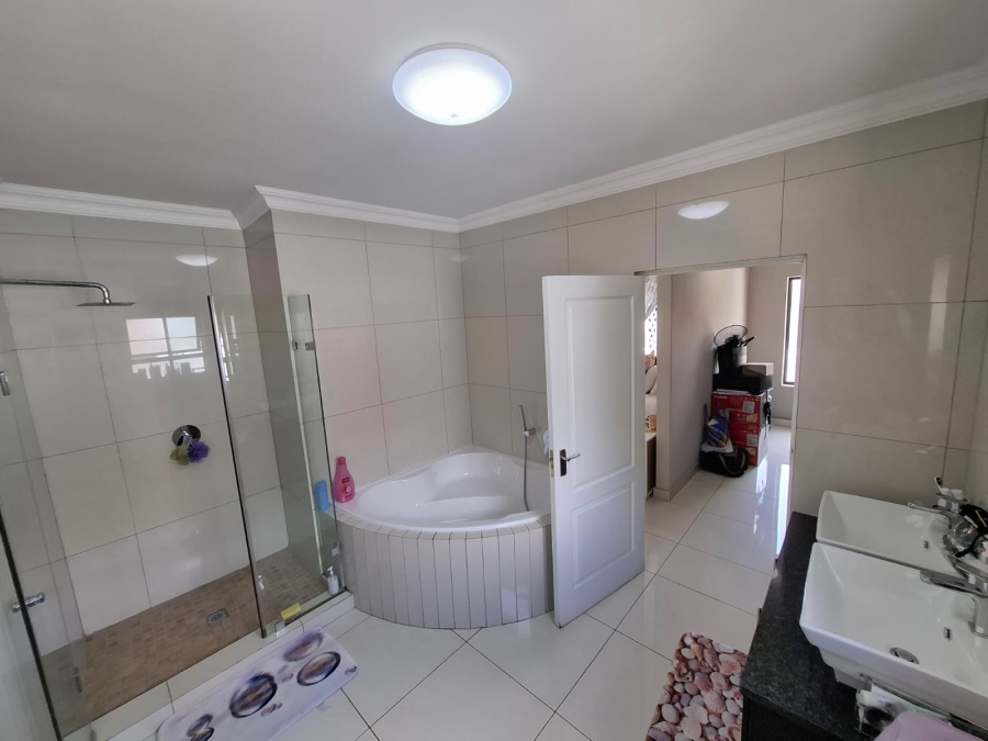 4 Bedroom Property for Sale in Montana Gauteng