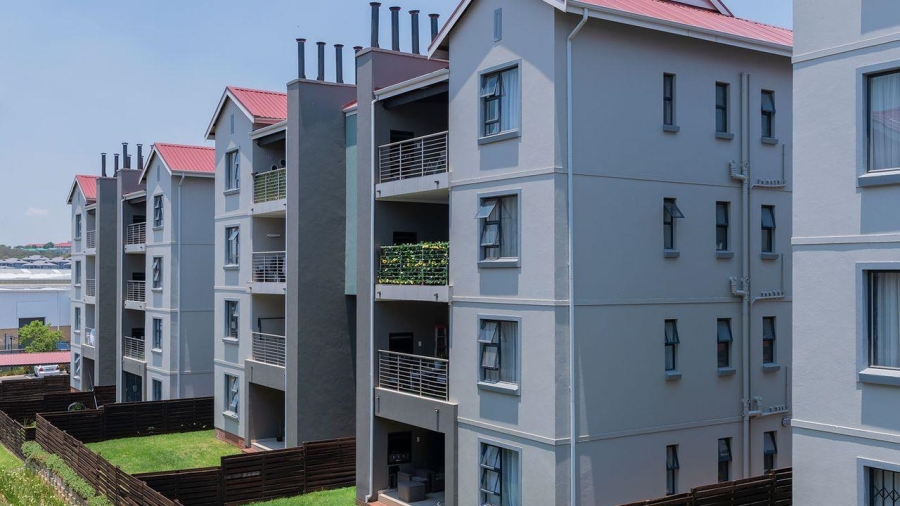 1 Bedroom Property for Sale in Modderfontein Gauteng