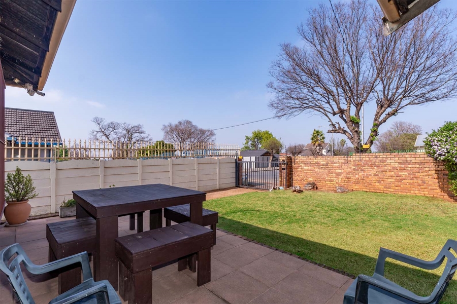 3 Bedroom Property for Sale in Homestead Gauteng