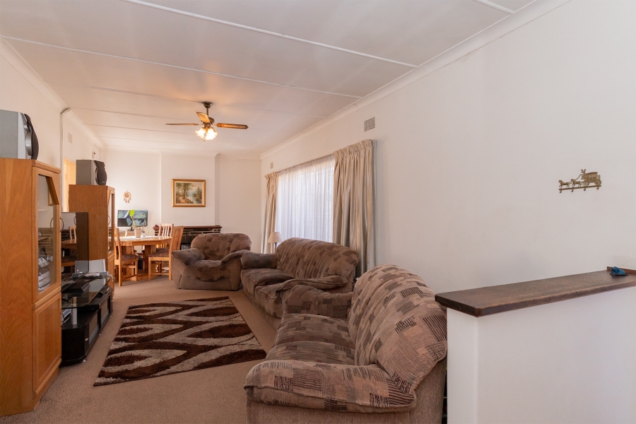 3 Bedroom Property for Sale in Homestead Gauteng