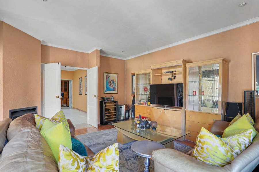 4 Bedroom Property for Sale in Boskruin Gauteng