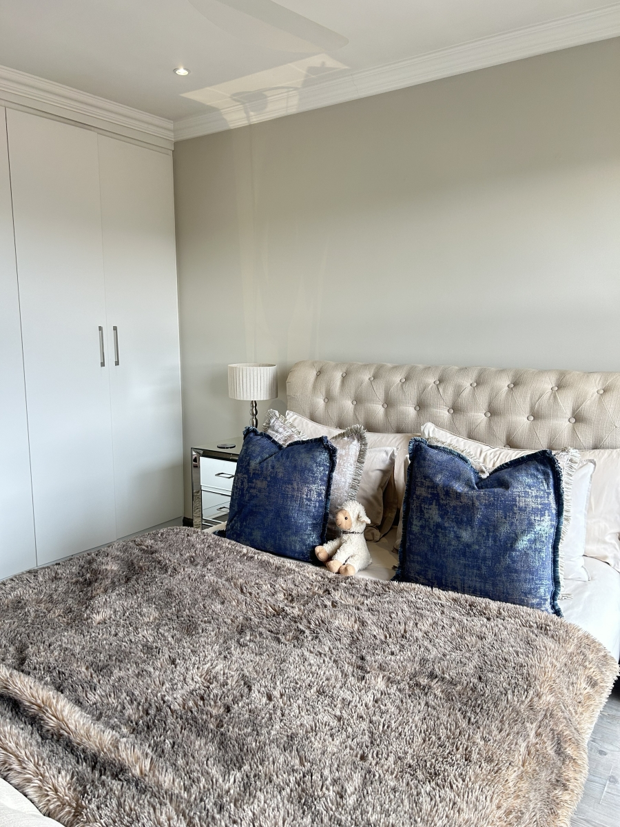 2 Bedroom Property for Sale in Maroeladal Gauteng