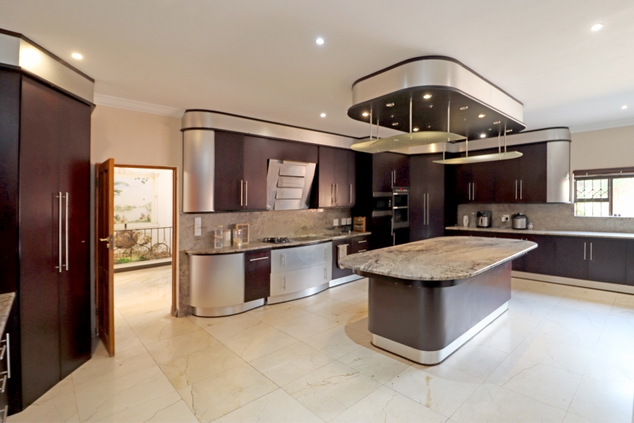 5 Bedroom Property for Sale in Sun Valley Gauteng