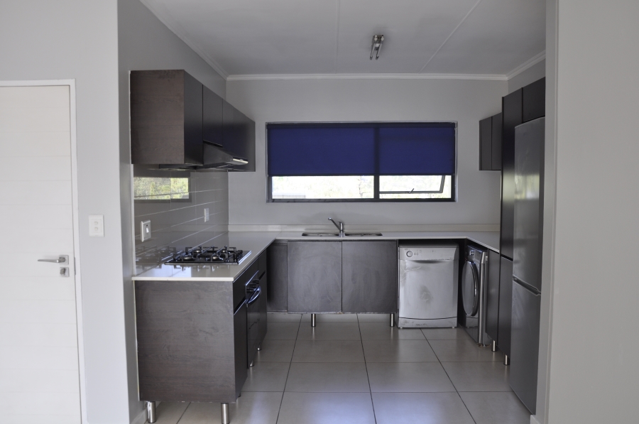 To Let 2 Bedroom Property for Rent in Kyalami Hills Gauteng